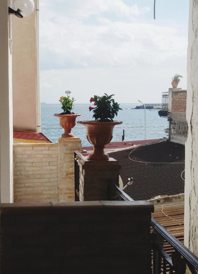 Case Vacanza Da Marco&Mary Giardini-Naxos Exterior foto