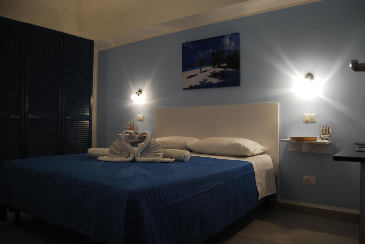 Case Vacanza Da Marco&Mary Giardini-Naxos Exterior foto